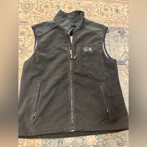 Men's Black Mountain Hardwear Vest